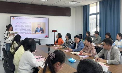 说明: 组合